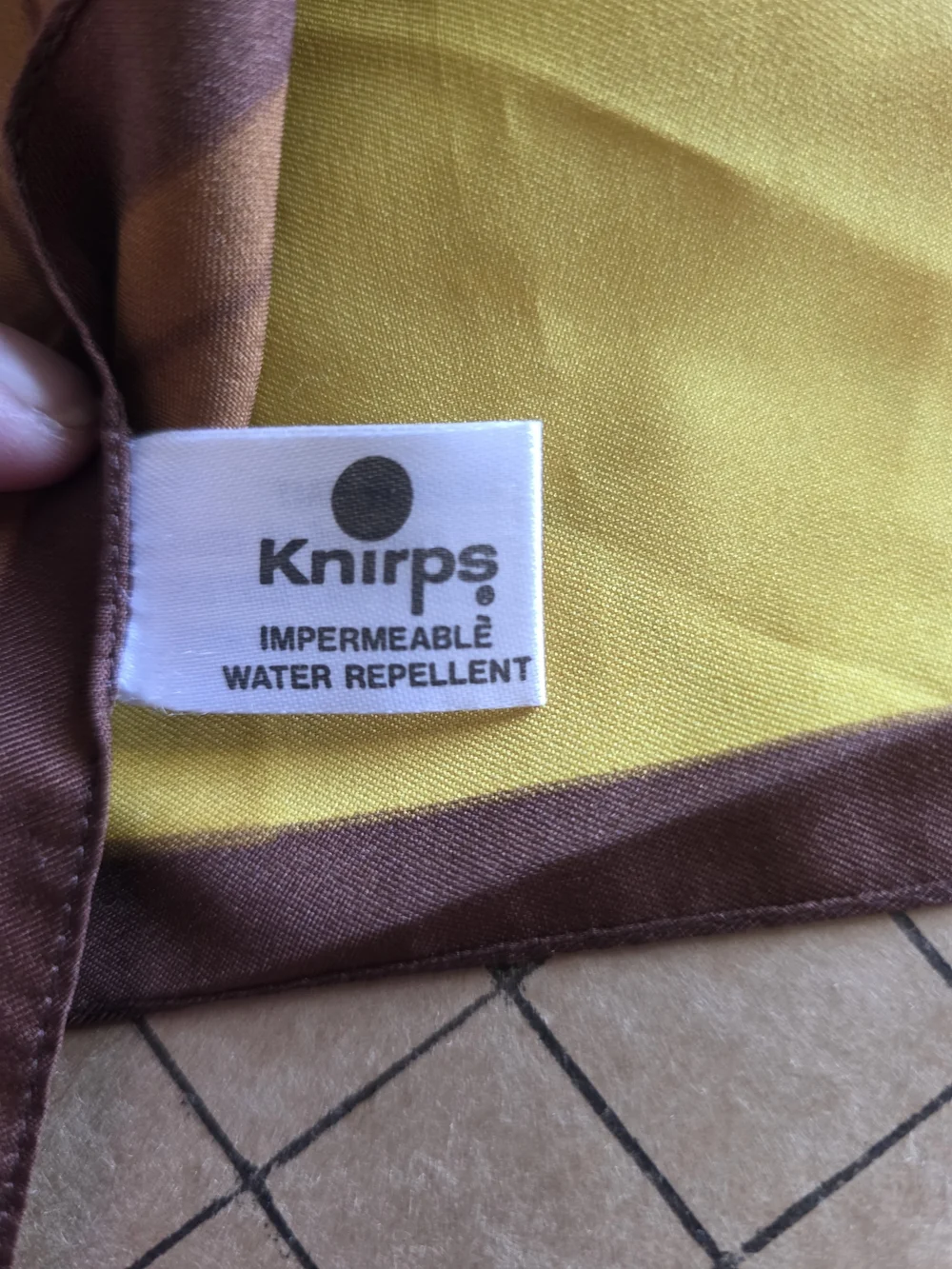 Vintage 70s Knirps Geometric Rain Scarf Italy Mod Style Babushka 26x26 Rainwear